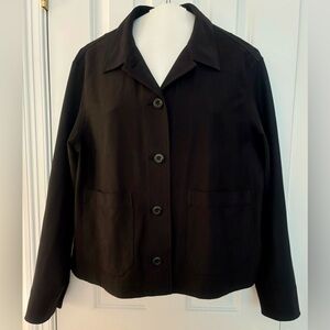 Uniqlo sz L black jacket, 2 functioning pockets